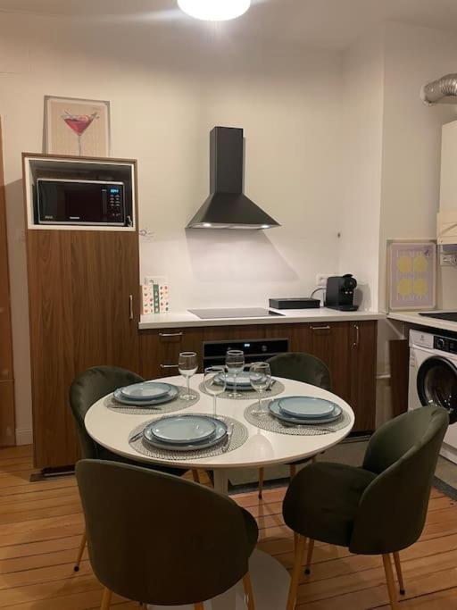 Appartement Magnifique & Cozy Au Coeur De Avec Terrasse *